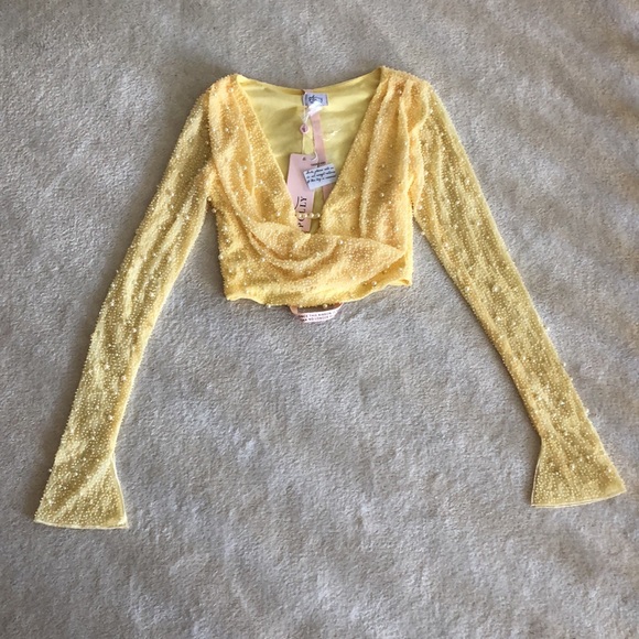 NWT Oh Polly VILLE FRANCHE Long Sleeve Deep Plunge Crop Top butterstick Yellow - Picture 3 of 12